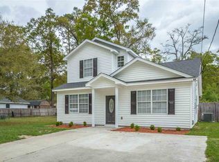 85 Chickat Trl, Crawfordville, FL 32327