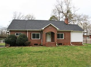 8507 Elk Dr, Charlotte, NC 28213