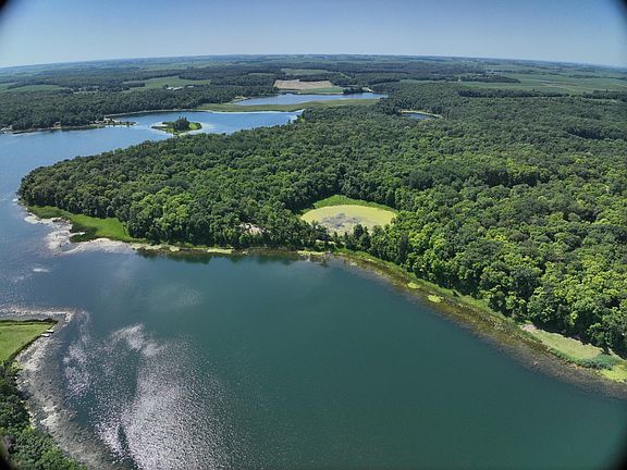 2nd image of 6 W Lake Olaf Rd