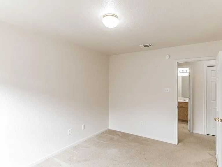 319 Cedar Ridge Dr #A — Photo 19