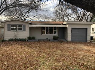 429 Hurstview Dr, Hurst, TX 76053