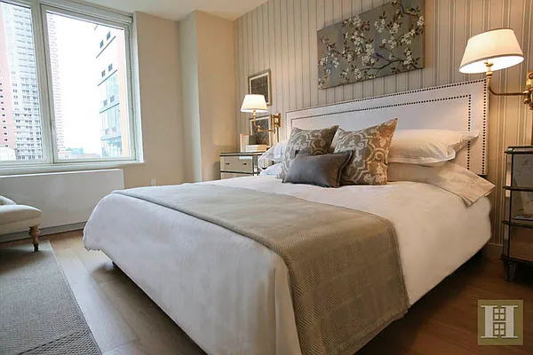 Rented by Halstead Real Estate | media 26