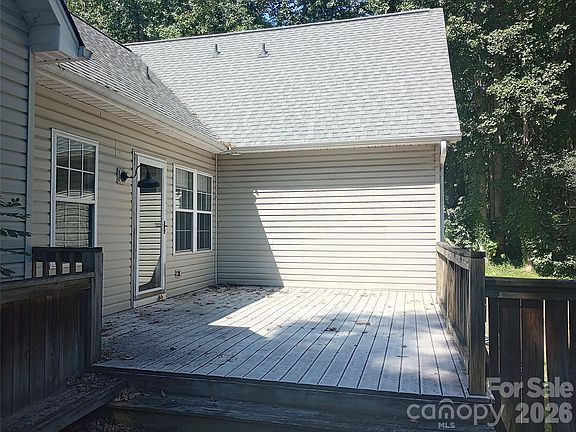 5th image of 9575 Old Concord Rd