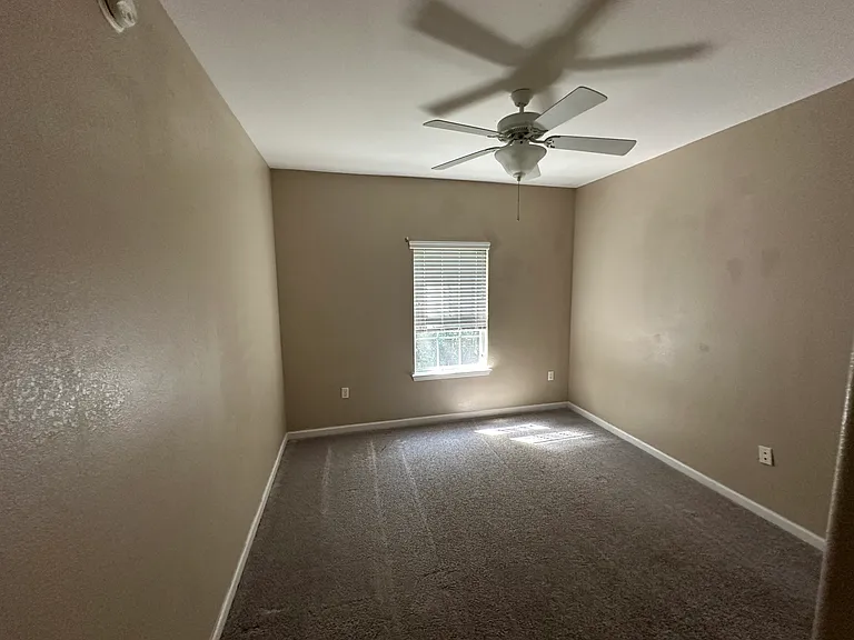 22 Sir Lancelot Way — Photo 10