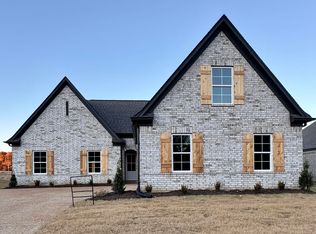 6240 Clover Ct, Walls, MS 38680