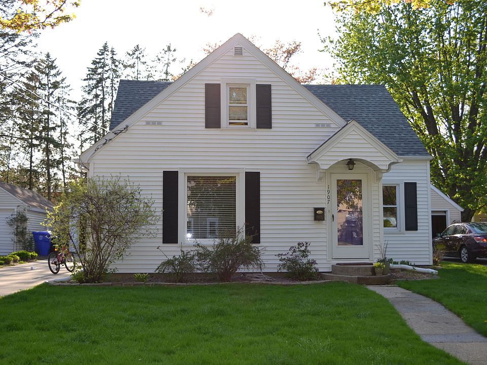 1907 N. Alvin Street