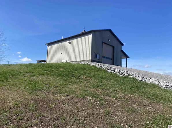 7 Cashdollar Ln, Cadiz, KY 42211
