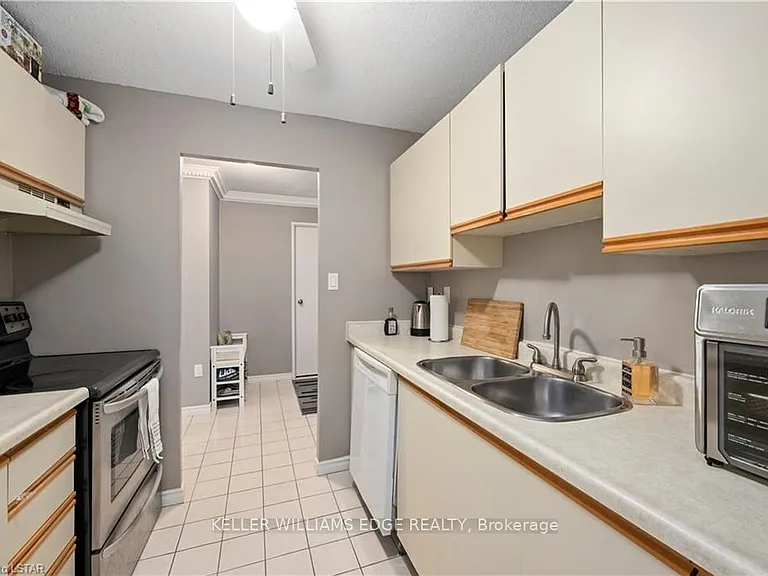 45 Pond Mills Rd #1007 — Photo 10