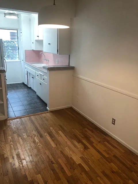2 bed, 1.5 bath, 725 sqft, $2,550 — Photo 4
