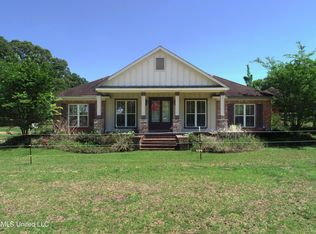 3218 Howell Tanner Chapel Rd, Lucedale, MS 39452