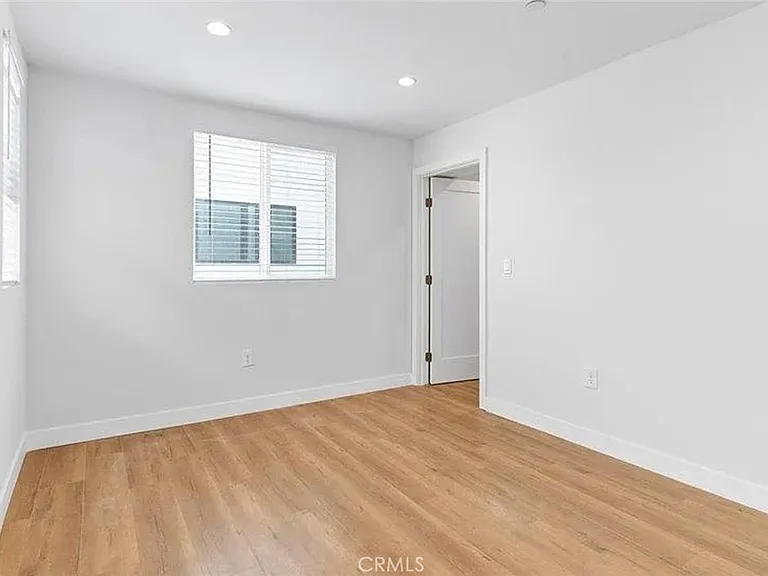 6419 1/2 Lexington Ave — Photo 5