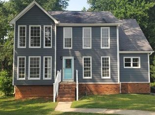 420 Leigh Kay Dr, Lawrenceville, GA 30046
