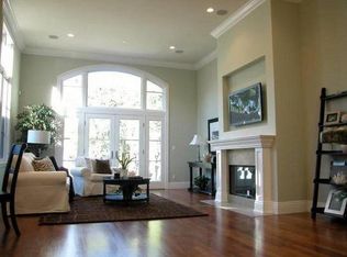 17815 Daves Ave, Monte Sereno, CA 95030