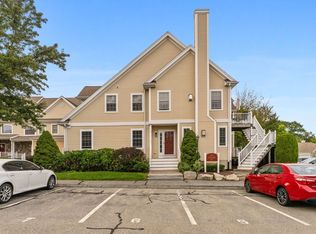 101 Regency Ln UNIT 101, Abington, MA 02351