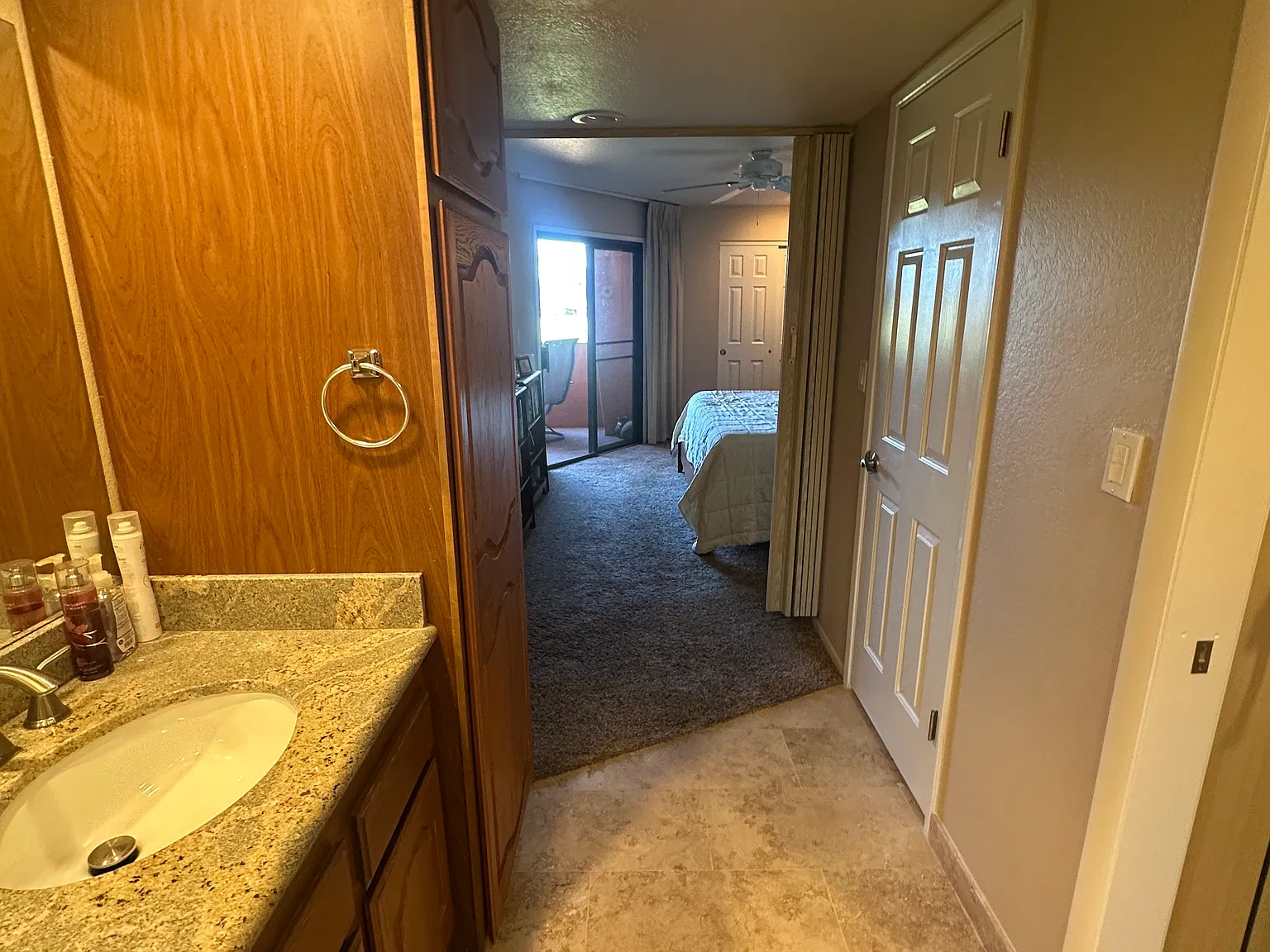 1 bed, 850 sqft, $1,650 — Photo 4