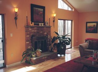 13 Peak Farm Rd, Stone Ridge, NY 12484