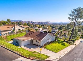 13480 Lochrin Ln, Sylmar, CA 91342