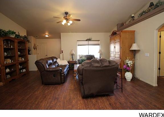 4th image of 4129 Highlander Ave