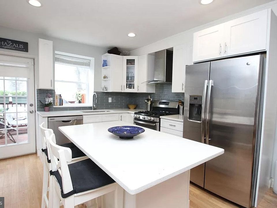 1st image of 3739 Brandywine St