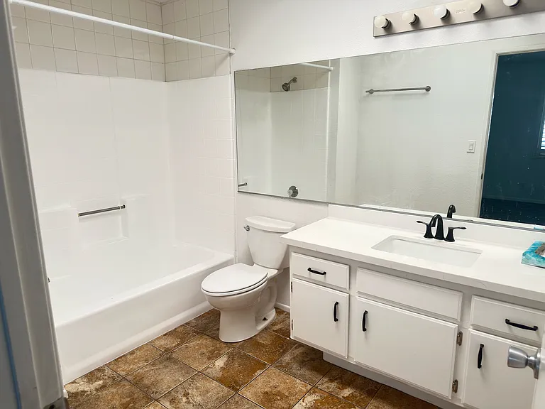 10666 Bell St #7 — Photo 7