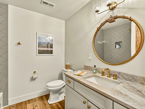 33rd image of 2153 Williamsport Pike