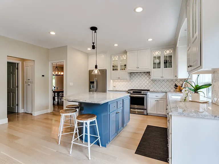 3375 Bardell Ave — Photo 14