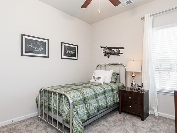 3rd image of 120 Cottage Ct #9B