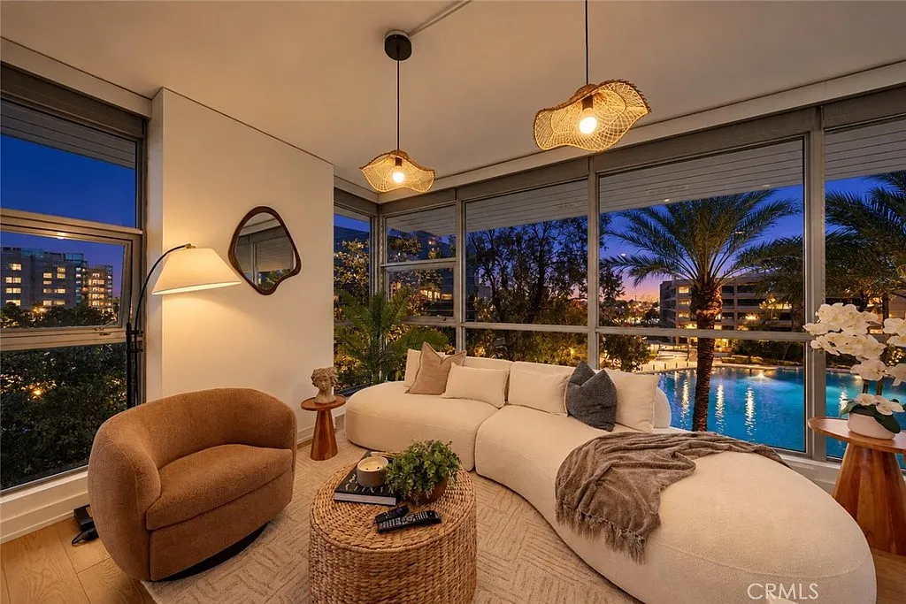 2 bed, 1200 sqft, $6,000 — Photo 1