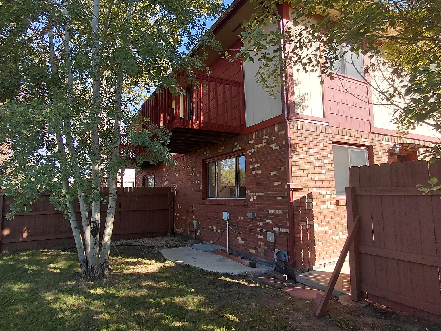 3 bed, 3768 sqft, $2,500 — Photo 3