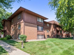 1900 50th St APT 12, Des Moines, IA 50310