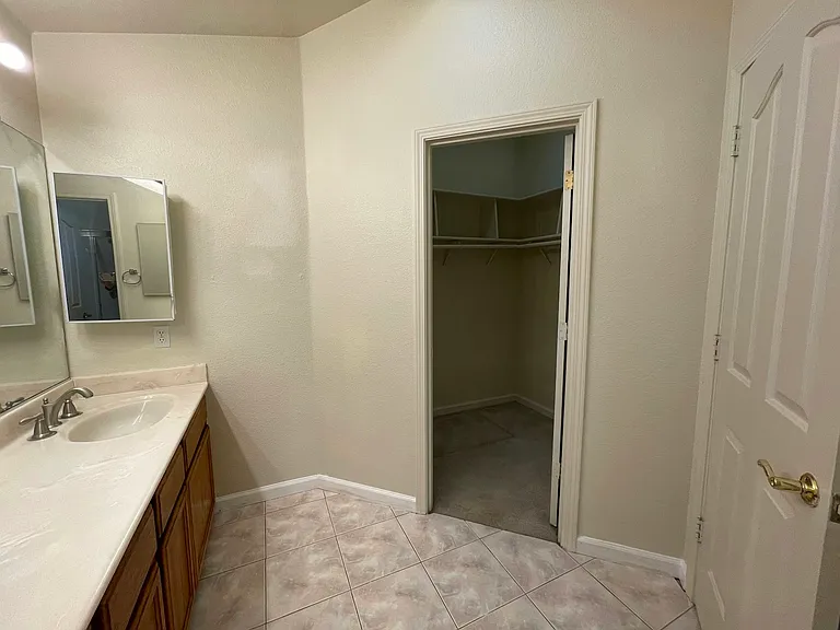 1580 Rehrmann Dr — Photo 9