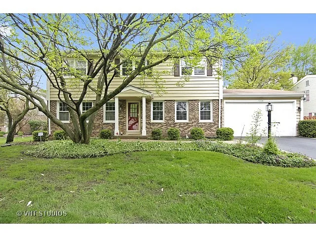 1228 Highland Ln photo 1