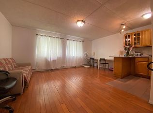 33-55 13th St #1, Astoria, NY 11106