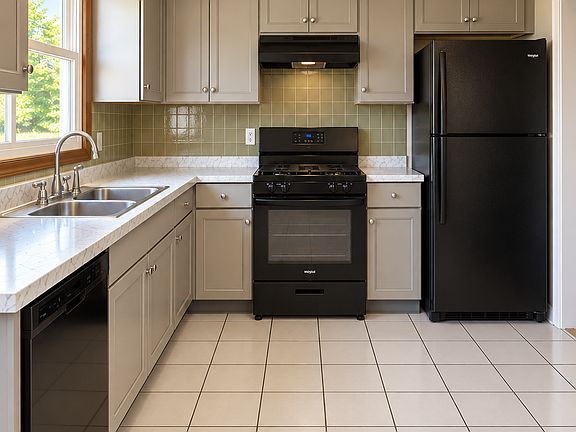 4th image of 59 Fairgreen Dr #R