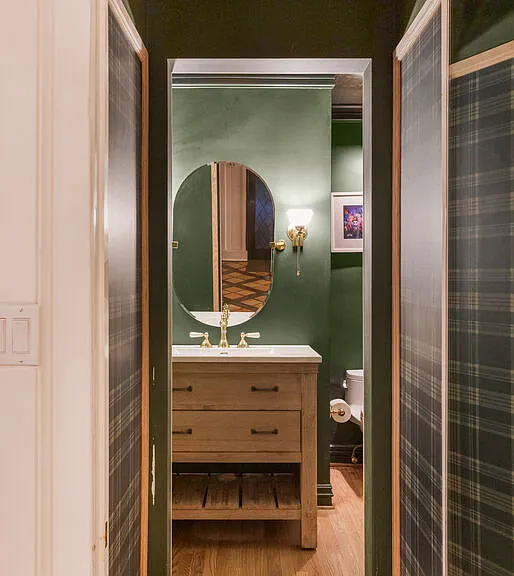 4880 Queen Florence Ln — Photo 13