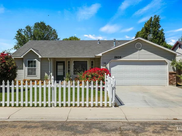 2606 E Spicewood Ave, Nampa, ID 83687