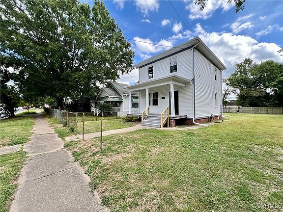 2nd image of 1822 Ingram Ave