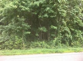 17 Handy Rd, Blackstone, MA 01504