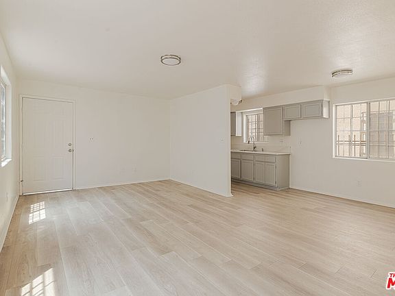 5th image of 8624 S Main St