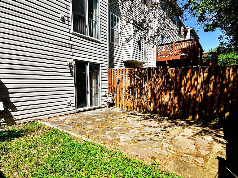 9958 Royal Commerce Pl #MAIN — Photo 18