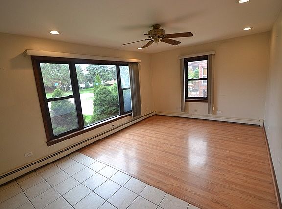 4th image of 8026 Newland Ave