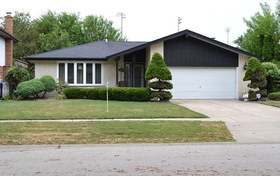 1st image of 9132 S Tripp Ave