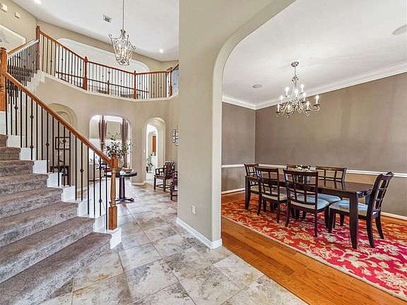 3rd image of 7714 Great Pecan Ln