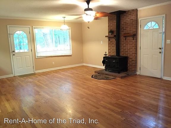 2nd image of 4125 Brynwood Dr