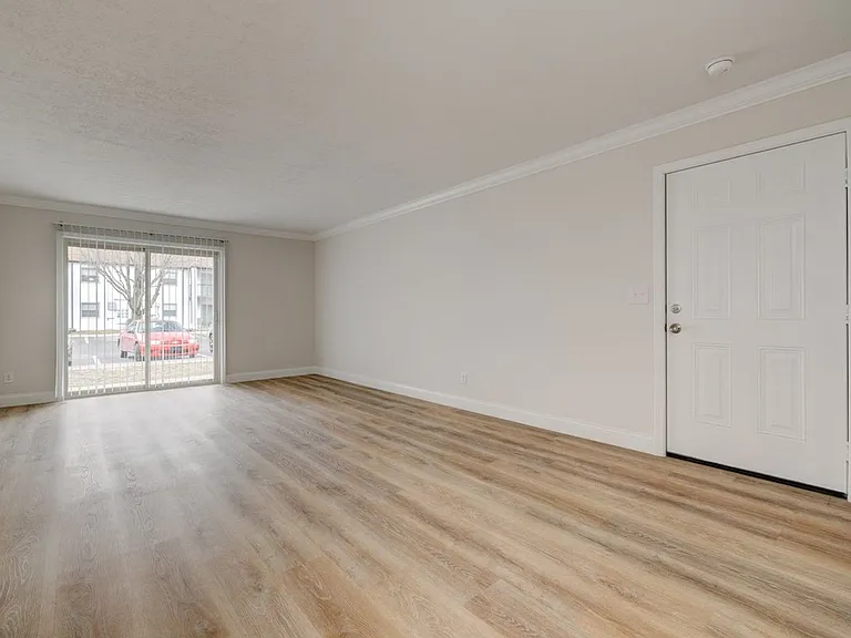 5562 E Virginia St — Photo 10