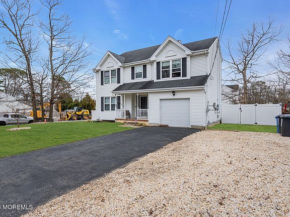 2nd image of 1033 Cutlass Avenue