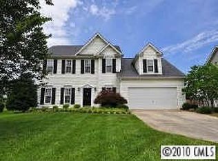 9411 Mitchell Glen Dr, Charlotte, NC 28277