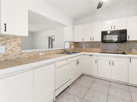 5th image of 4715 4th Ave E