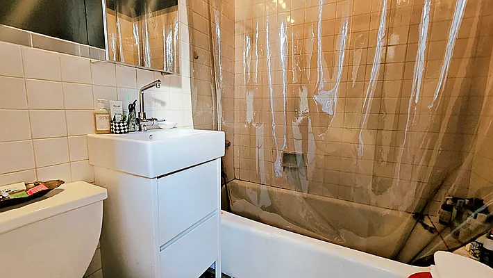 Rented by Compass | media 18