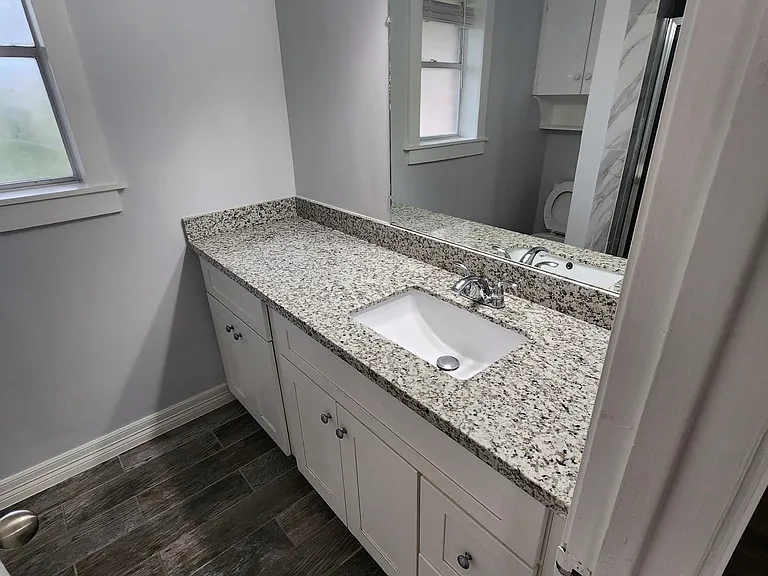 5835 Paisley St — Photo 10